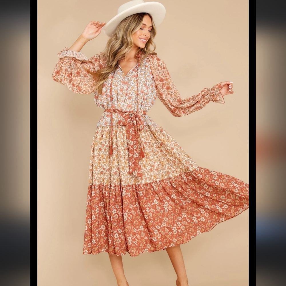 Love Colette floral dress size large